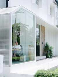 จิบกาแฟพร้อมชม Gallery สไตล์วัยรุ่นเทสดี