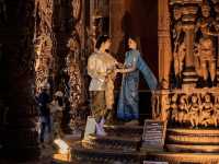 ปราสาทไม้แกะสลักทั้งหลังหนึ่งเดียวในโลก