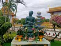พระมหาธาตุแก่นนคร  ขอนแก่น