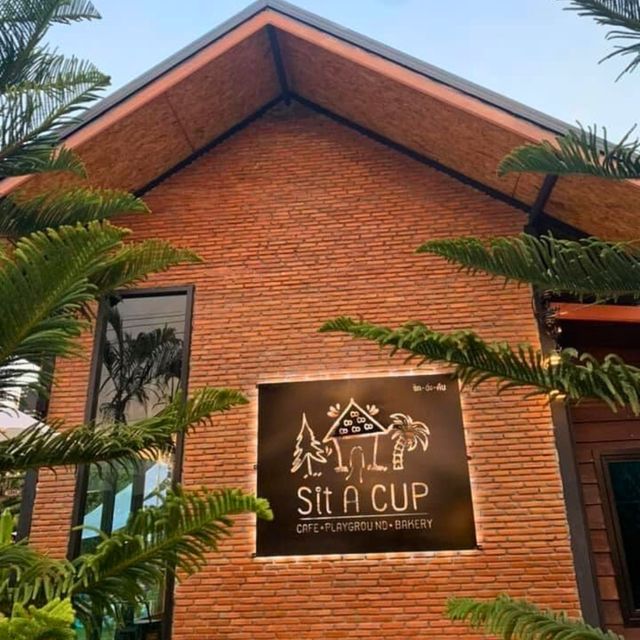 🍵Sit A Cup โดดเด่นด้วยบรรยากาศสบายๆ