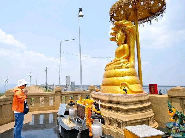 จุดชมวิวกังหันลม เขายายเที่ยง จ.นครราชสีมา