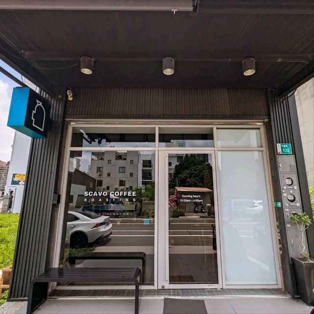 台南-咖啡+烘豆+重機+店貓：時肯墨咖啡烘焙 
