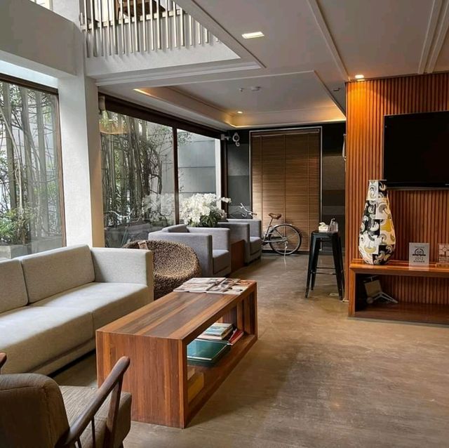 โรงแรม LUXX XL Langsuan