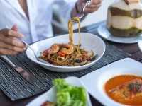 “Quick Sand Beach Bar & Terrace”  ร้านอร่อยระยอง