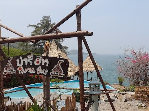 📍🏖️Pareehut Resort Koh Sichang 