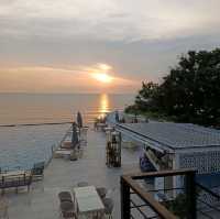 해변의 아늑한 쉼터, The Rock Hua Hin Beach Resort