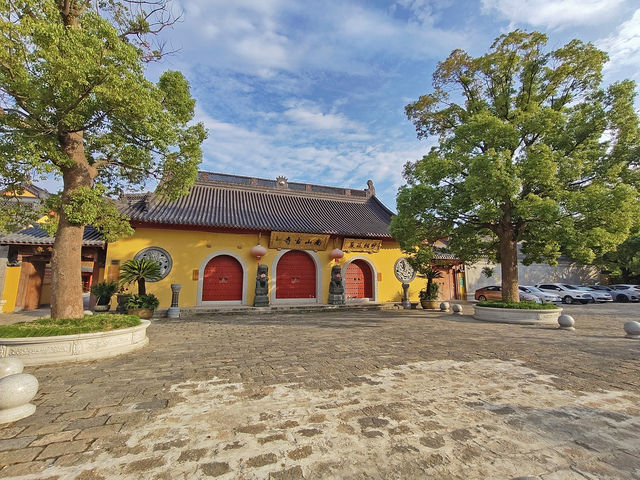 有著600多歲參天銀杏的南山禪寺