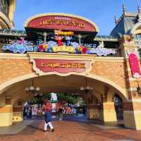 上海ディズニーランドの新エリア「ズートピア」で映画の世界へ！