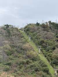 リフトに乗って山頂へ！そこでまつのは超絶景！ 