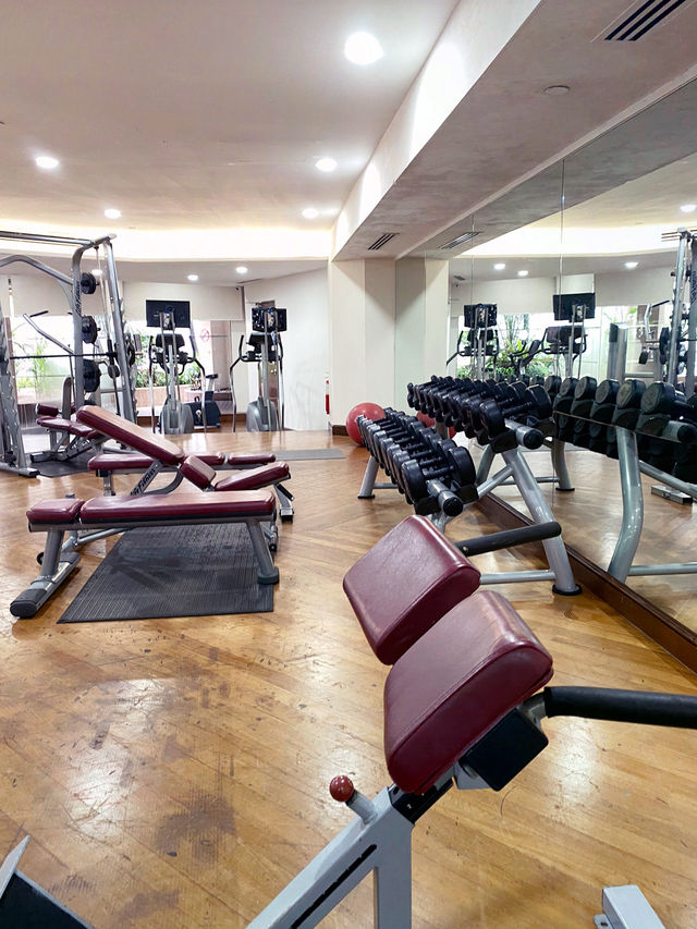 Grand Millennium Hotel: Comfort, Style, and Fitness! 