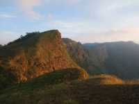 เขาสันหนอกวัว เดินป่ากาญจนบุรี ทองผาภูมิ