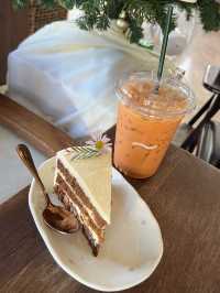 คาเฟ่สุดชิล ริมแม่น้ำน่าน