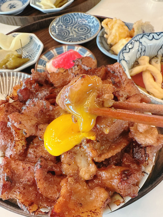 【韓国/ソウル】日本の喫茶店モチーフにしたフュージョン料理 