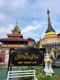 【チェンマイ】赤扉の写本保管庫 Wat Muen Lan