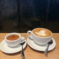 플랫화이트 런던 몬머스커피 (Monmouth Coffee) ☕️ 