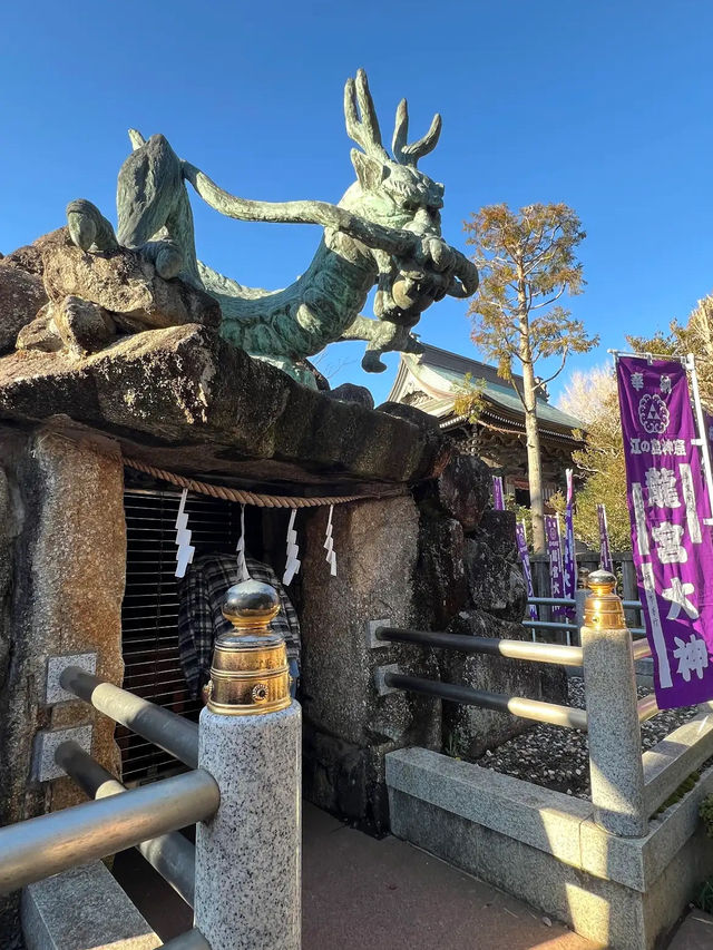 Enoshima Shrine Okutsumiya