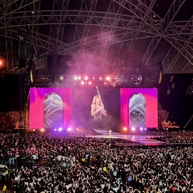 Taylor's Eras Tour: A Night to Remember in Singapore!