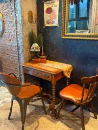 Niyom Chomchob Cafe