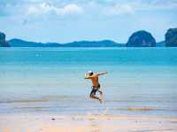 The Tubkaak Krabi รีสอร์ต VIBE ดี บนหาดทับแขก