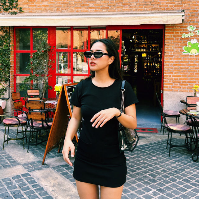 🕯️ดินเนอร์วันนิมมาน ร้าน “The Haapy Frog"