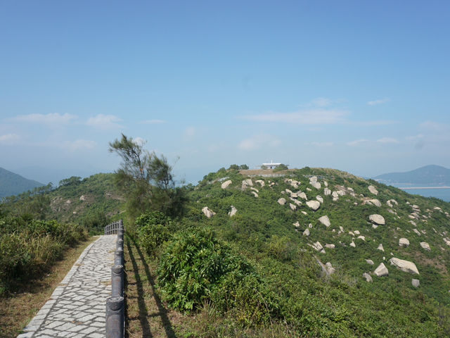 Cheung Chau Adventure: Breathtaking Views, Vibrant Streets, and Tasty Treats