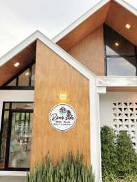 Garden home บ้านริมน้ำโรแมนติก ใกล้เขื่อนรัชชประภา