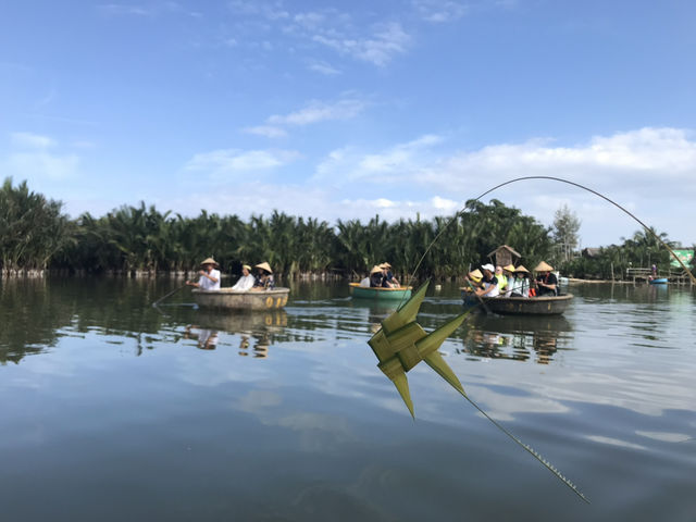 ล่องเรือกระด้ง ฮอนอัน เวียดนาม