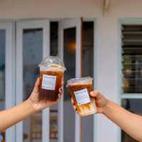 ร้านกาแฟวิวทะเลสุดชิลล์ #คลองวาฬ จ.ประจวบคีรีขันธ์