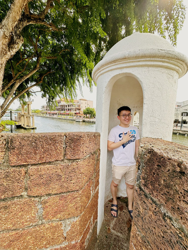 Tracing History at The Stadthuys & Portuguese Wall 🏛️🏰