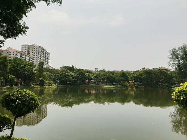 Tranquility at PJS 10 Lake 🌿