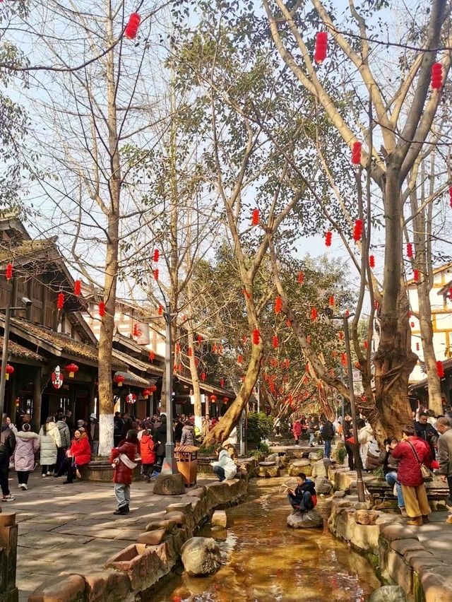 Gulong Temple: The Oldest Temple in Huanglongxi Ancient Town