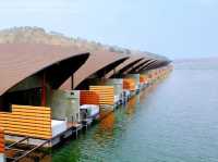 นอนแพริมน้ำแบบ luxury ในเขื่อนศรีนครินทร์