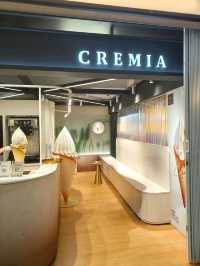 Indulging in CREMIA Hokkaido Ice Cream – A Sweet Treat in Taipei