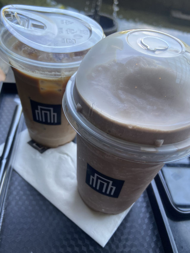 A Study Date at The District Coffee Lounge 
