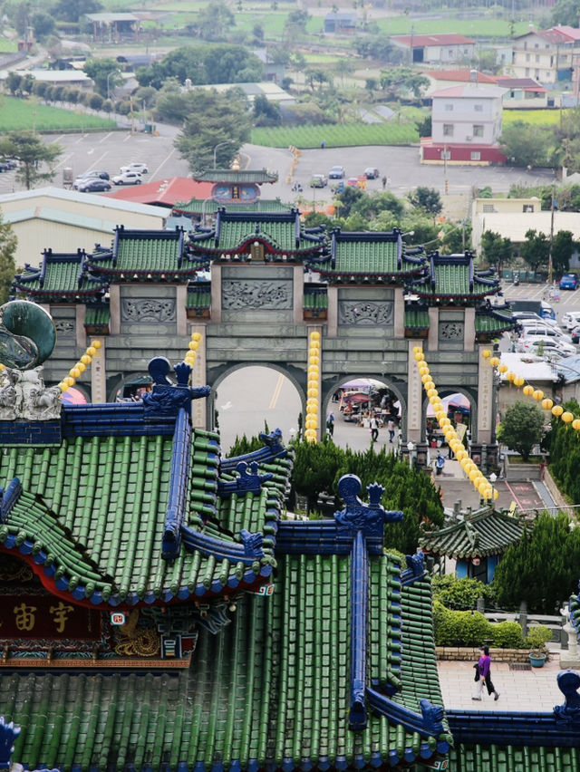 🙏🌸 踏上靈性之旅，感受古老信仰的魅力吧！🏯🔮