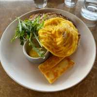 a comfortable budget stay in ubud