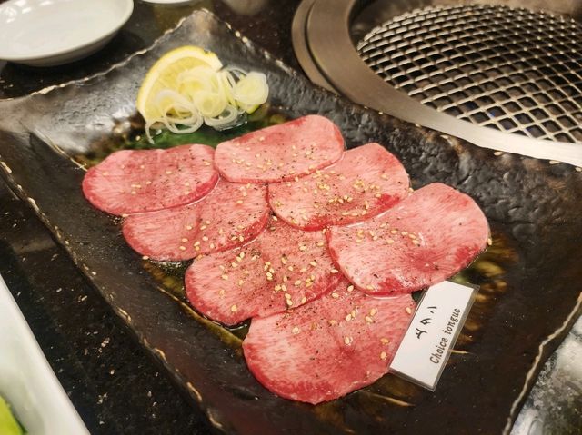 燒肉本部🥩沖繩排隊燒肉 沒排吃不到～