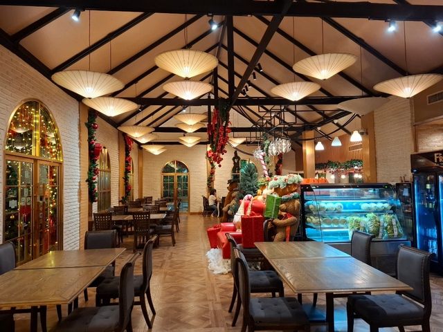 คาเฟ่หมีตัวโต BIG BEAR ETERY