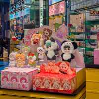 Top Toy แฟลกชิพสโตร์ที่เซี่ยงไฮ้ใหญ่มาก 