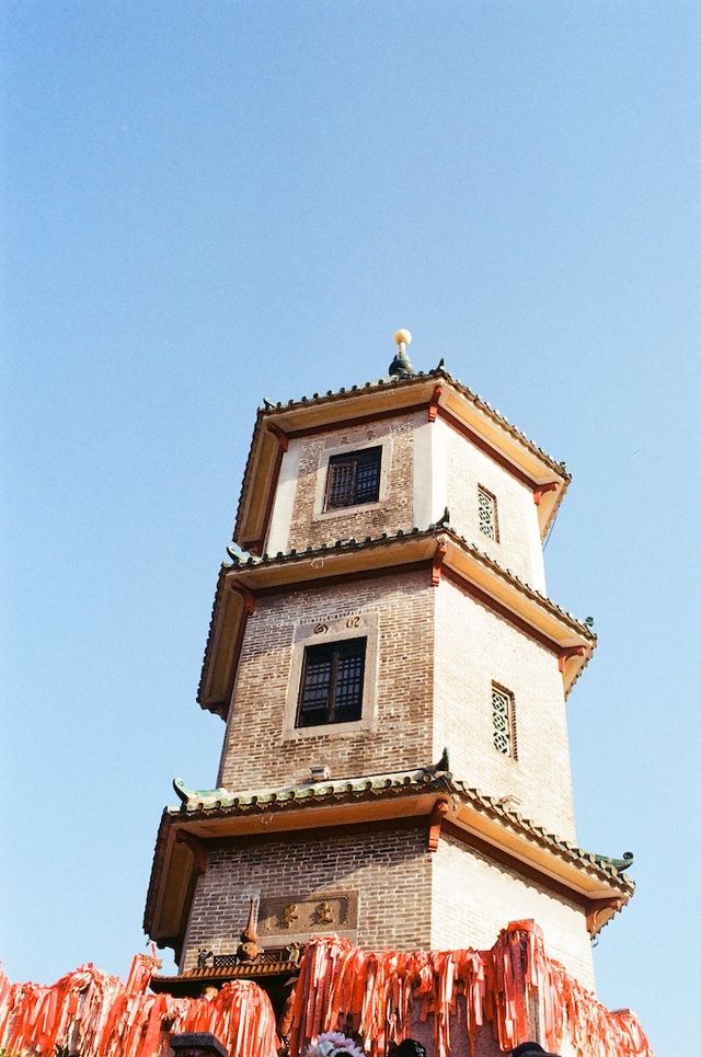 Of the He Surname in Shawan Ancient Town in Panyu
