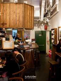 Knockbox Coffee กาแฟดี บรรยากาศย่านใน Central