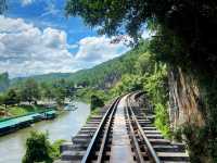เดินชมวิวแม่น้ำแควบนสะพานรถไฟสายมรณะ 🗣️