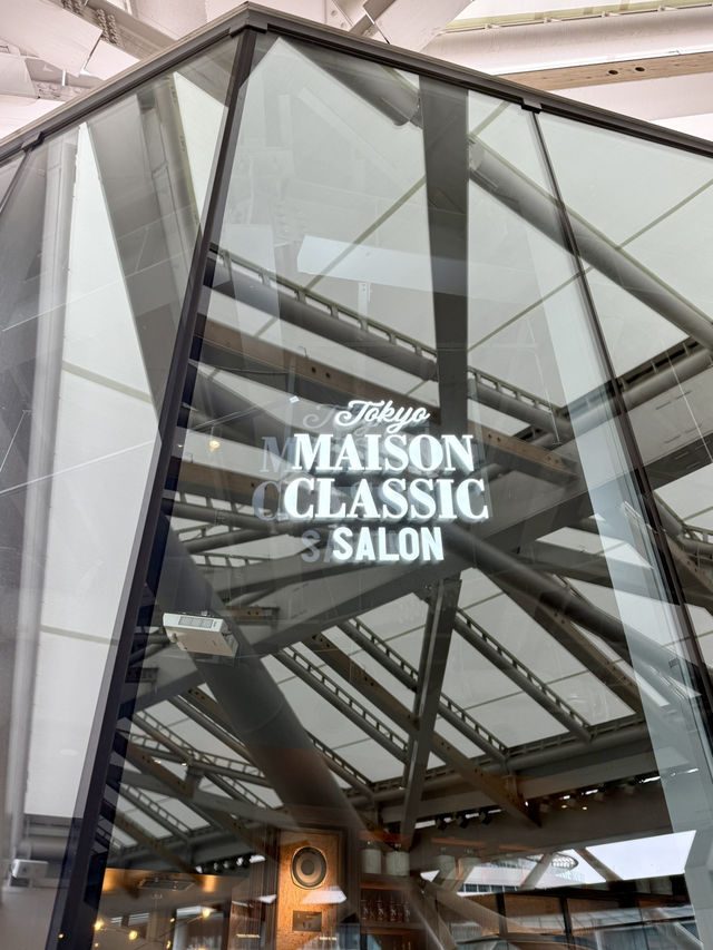 Spring Brunch on the Terrace at MAISON CLASSIC SALON
