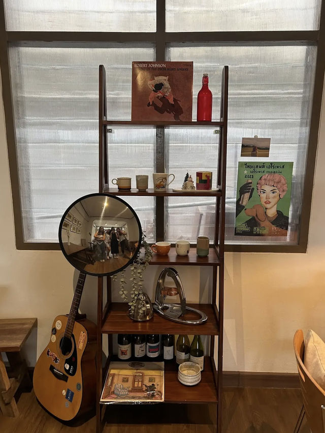 Unwind at Slow Thrive Coffee House, Phuket