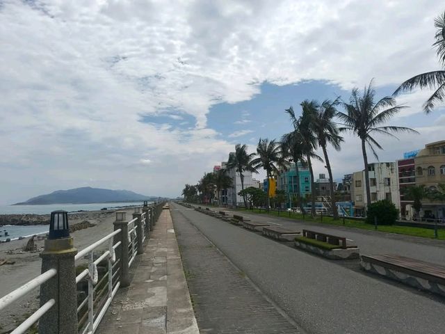 太平洋邊,4月的夏季藍感