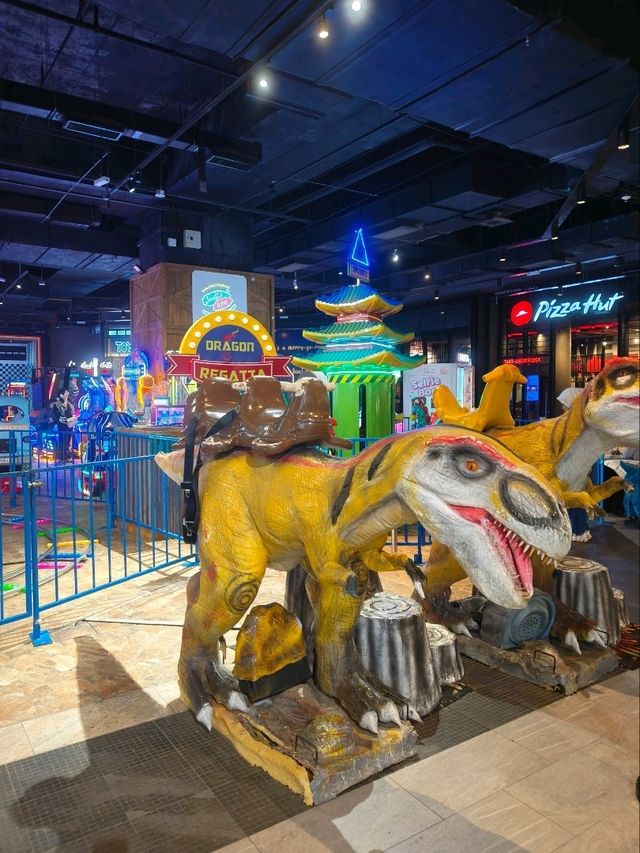 A Roaring Good Time with Prehistoric Giants
