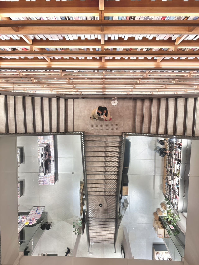 🇯🇵 名古屋站新地標！紅磚屋和書牆🧱📚