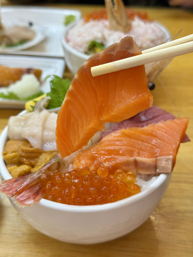 【北海道/小樽】三角市場内にある魚屋直営店の人気食堂