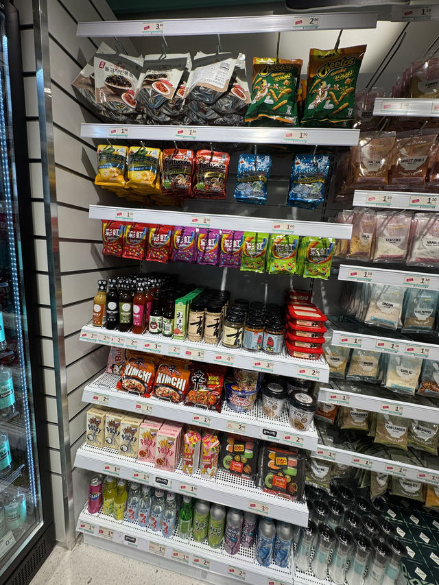 【ポルトガル リスボン】まるで迷路！ポルトガルの巨大雑貨屋 Normal