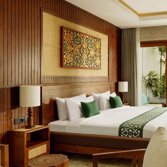 A Tranquil Escape Wrapped in Island Elegance